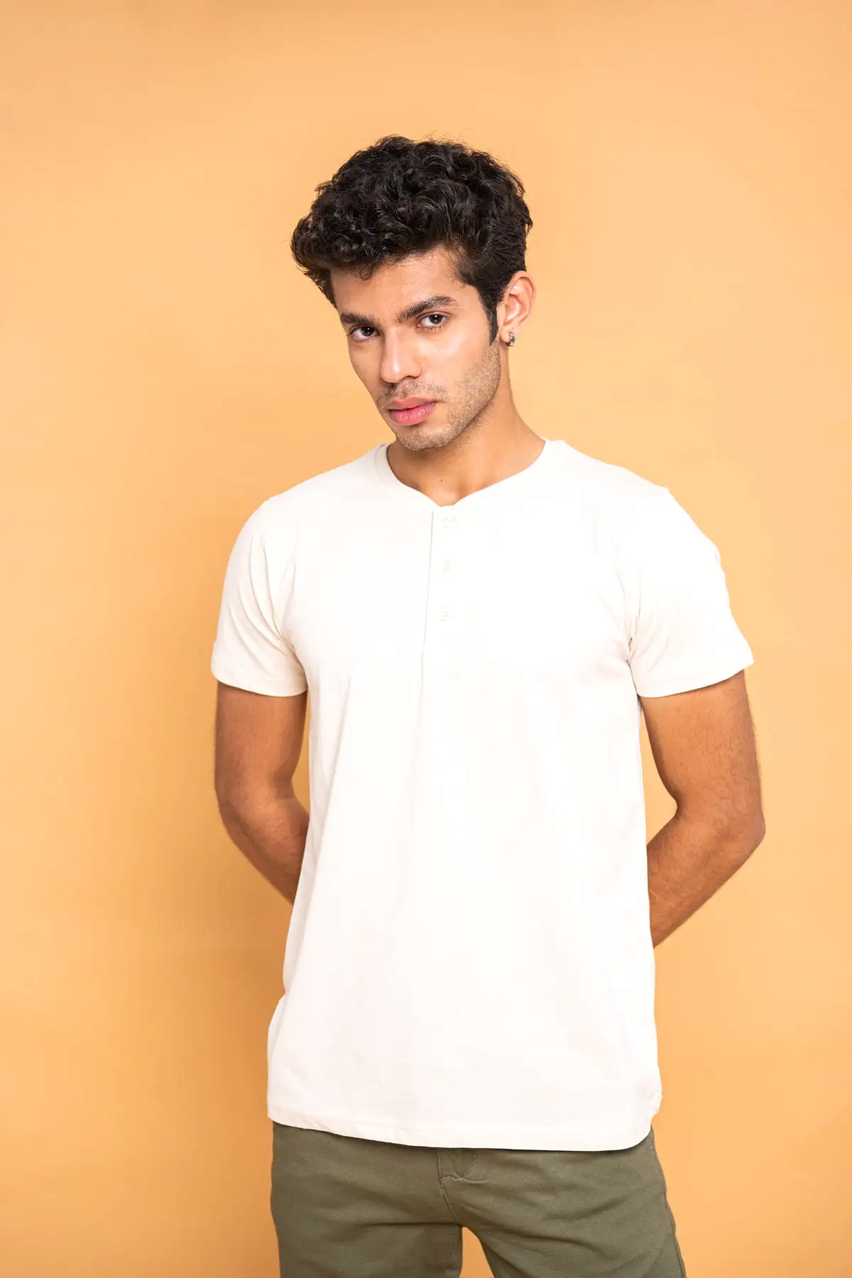 BASIC HENELY RELAXED FIT T-SHIRT