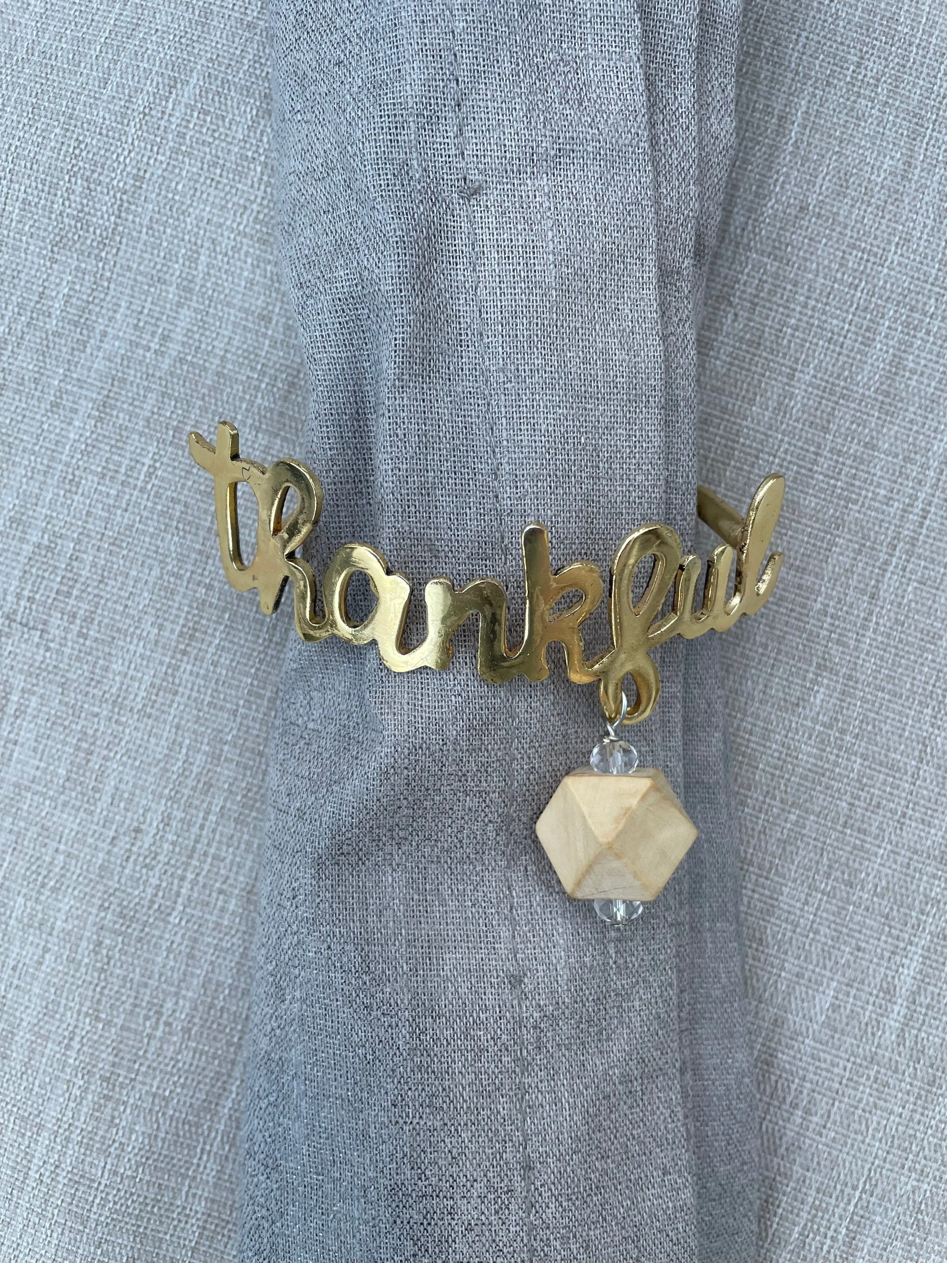 Gold Thankful Napkin Ring