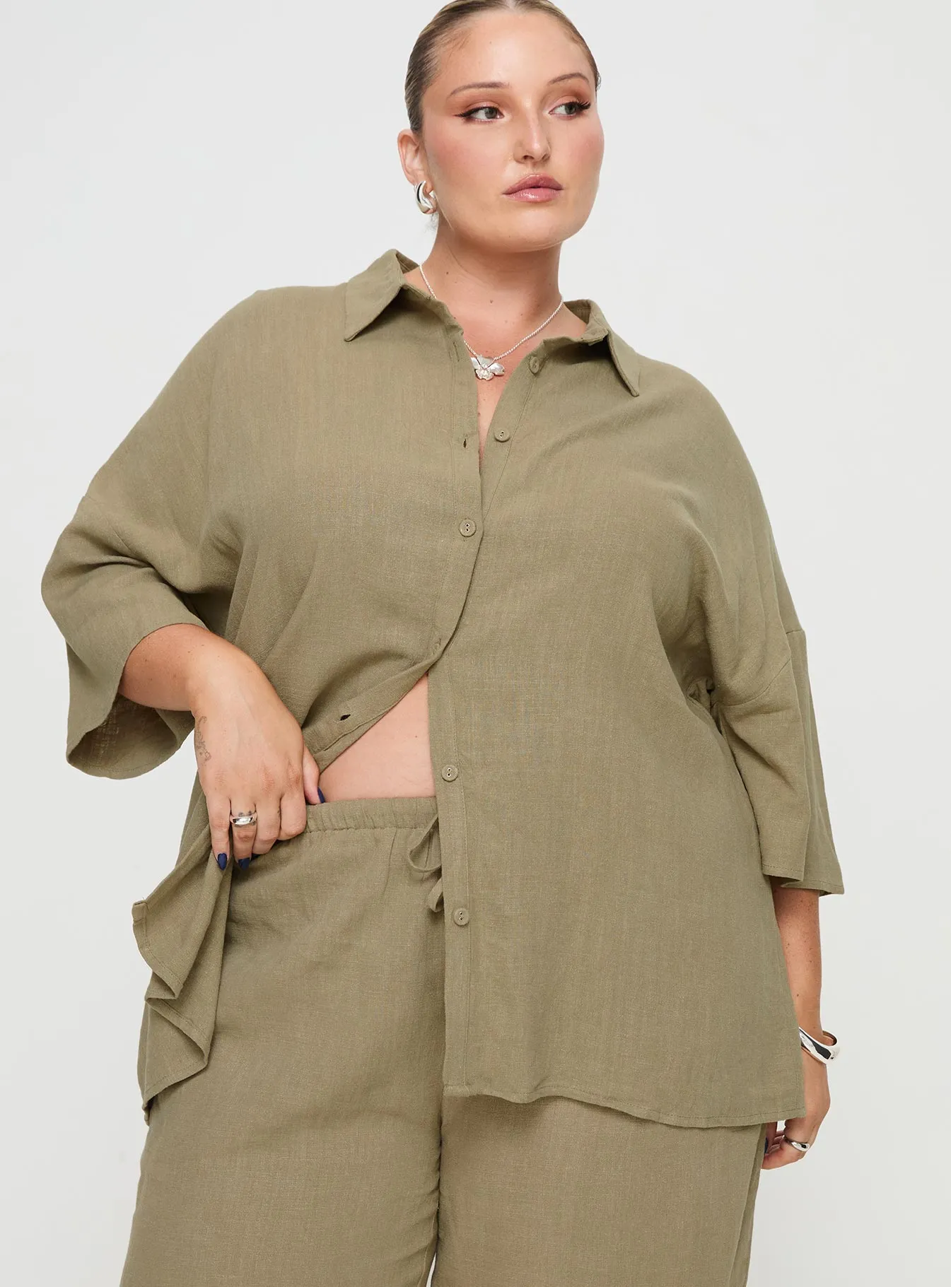 Guava Linen Blend Shirt Olive Curve