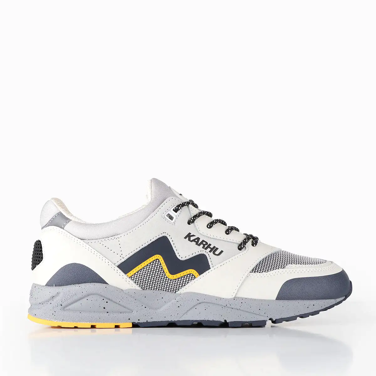 Karhu Aria 95 Shoes