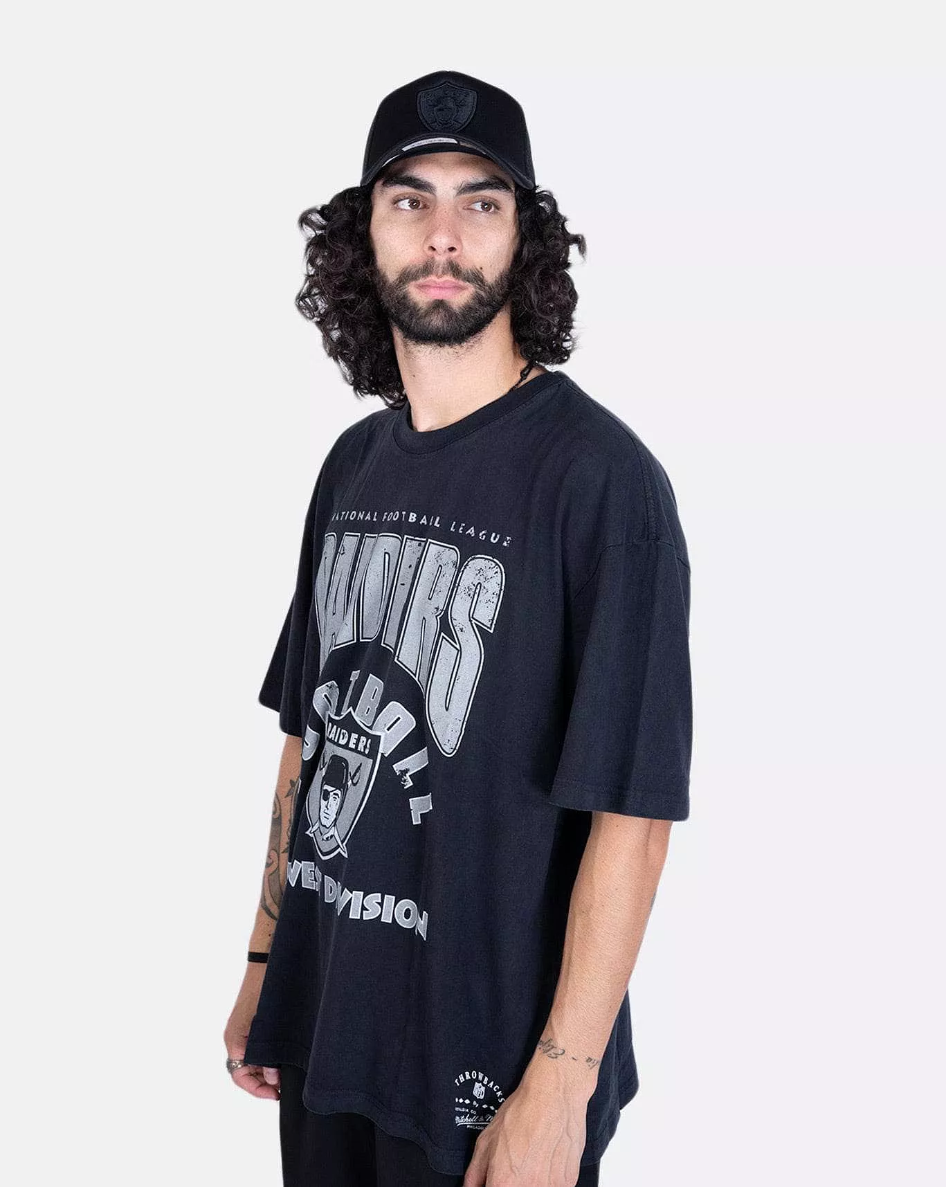 Mitchell & Ness Divison Arch Raiders Tee