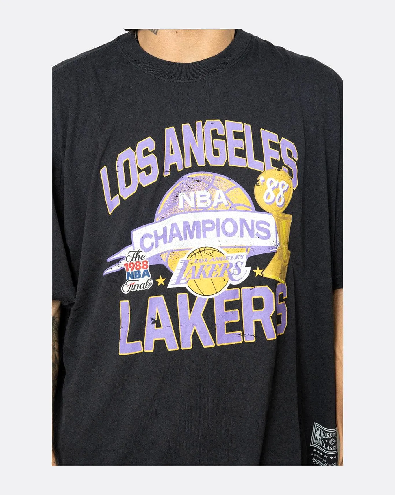 Mitchell & Ness Lakers Team History Tee