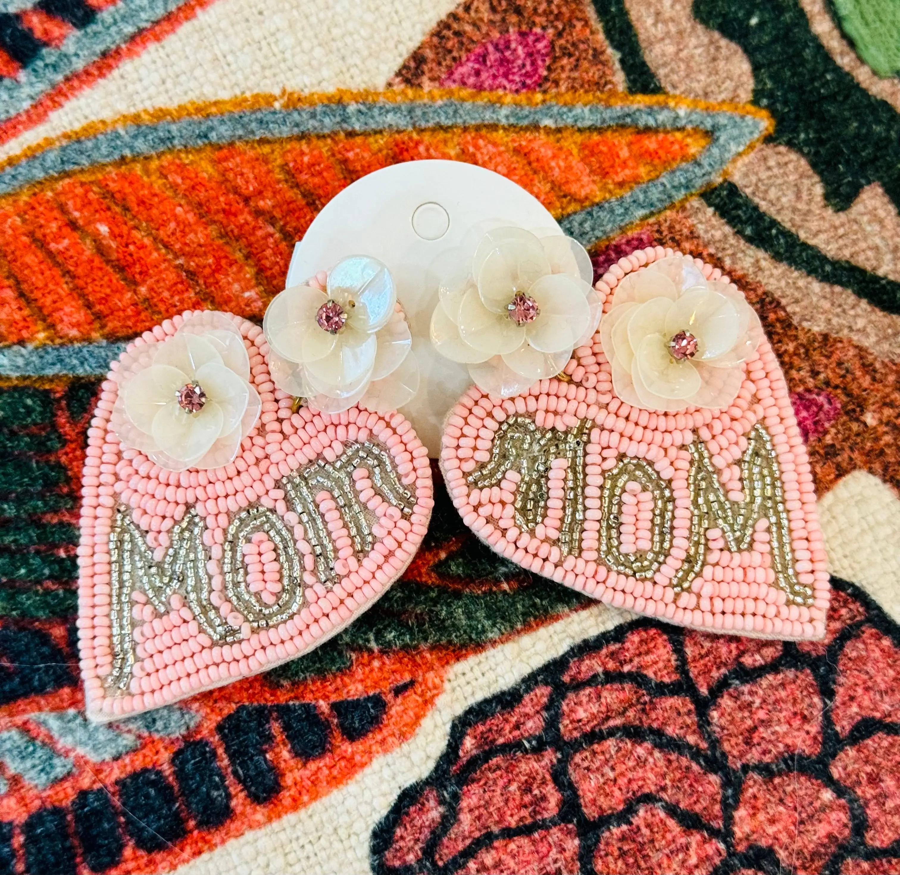 MOM HEART EARRINGS