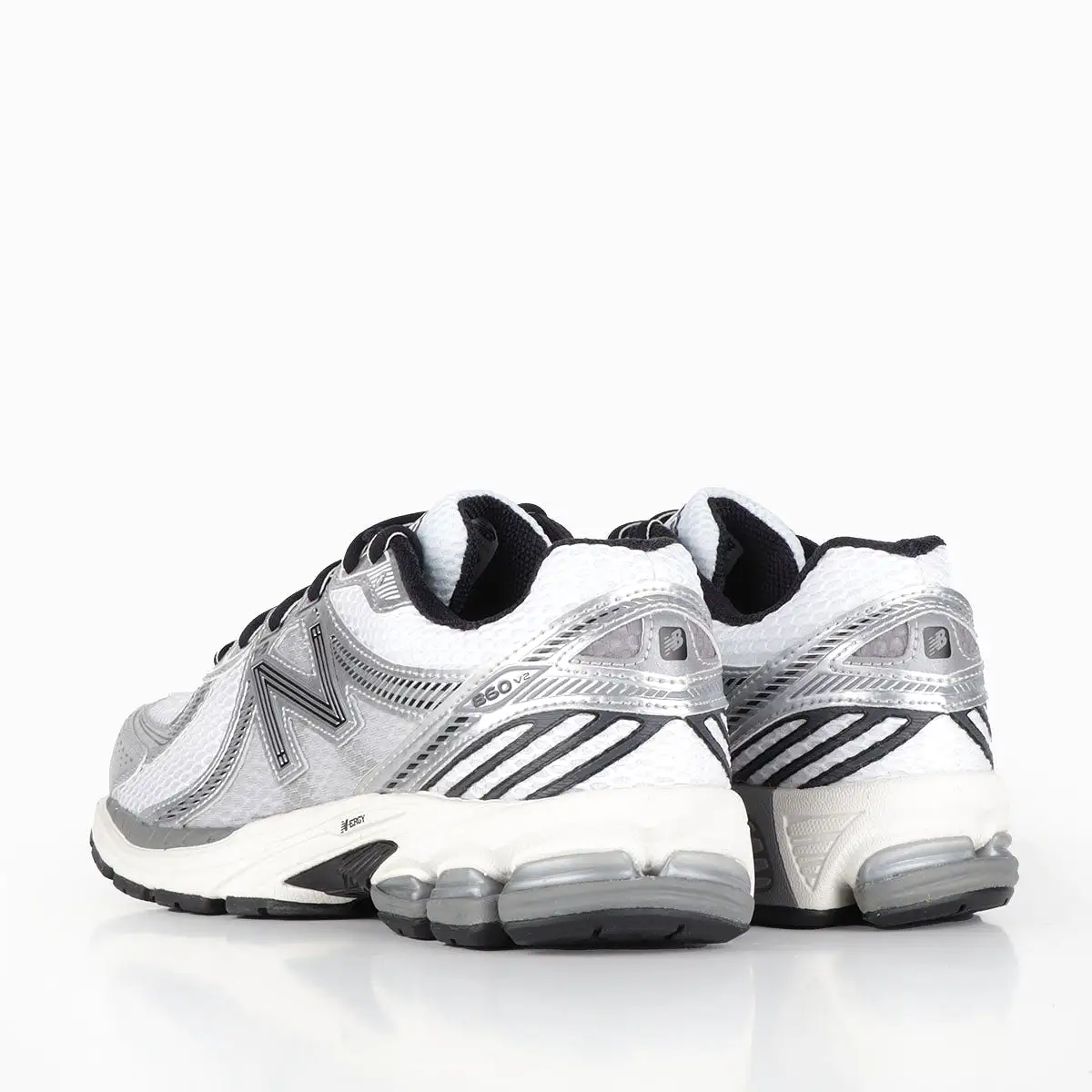 New Balance ML860GB2 Shoes