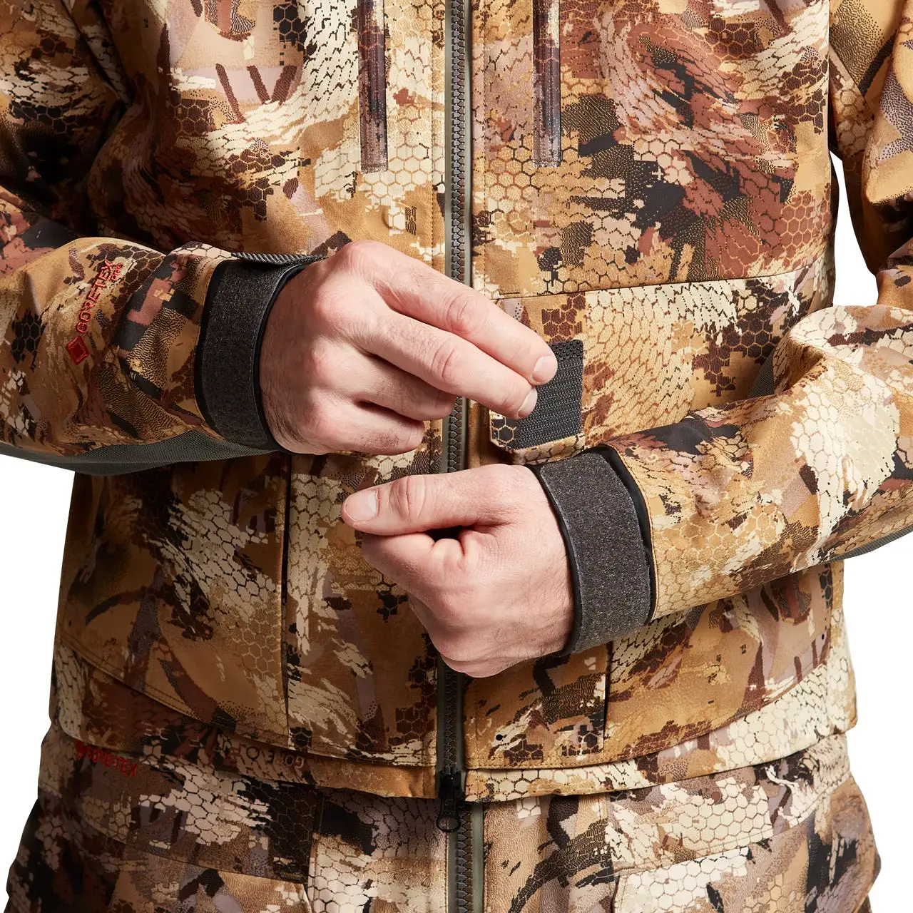 'Sitka' Men's Delta Pro Wading WP Jacket - Waterfowl : Optifade Waterfowl Marsh