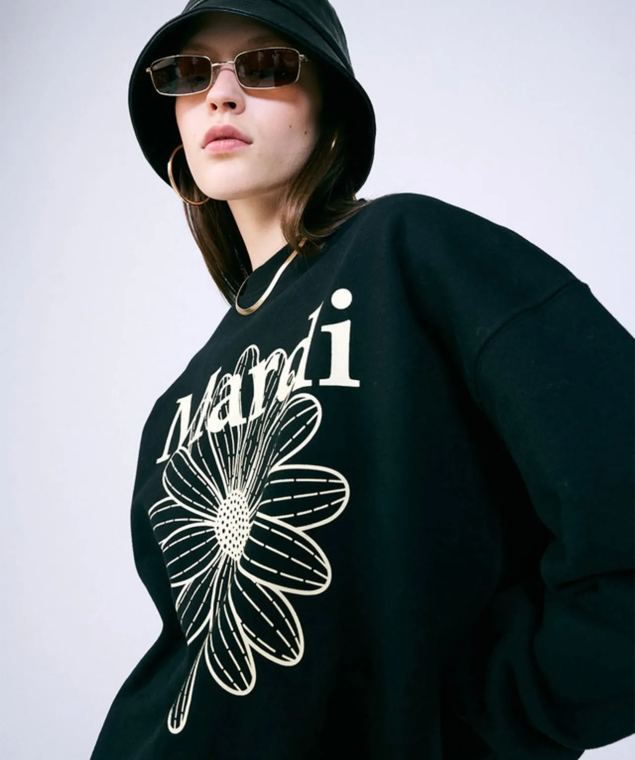 SWEATSHIRT FLOWERMARDI BLACK CREAM