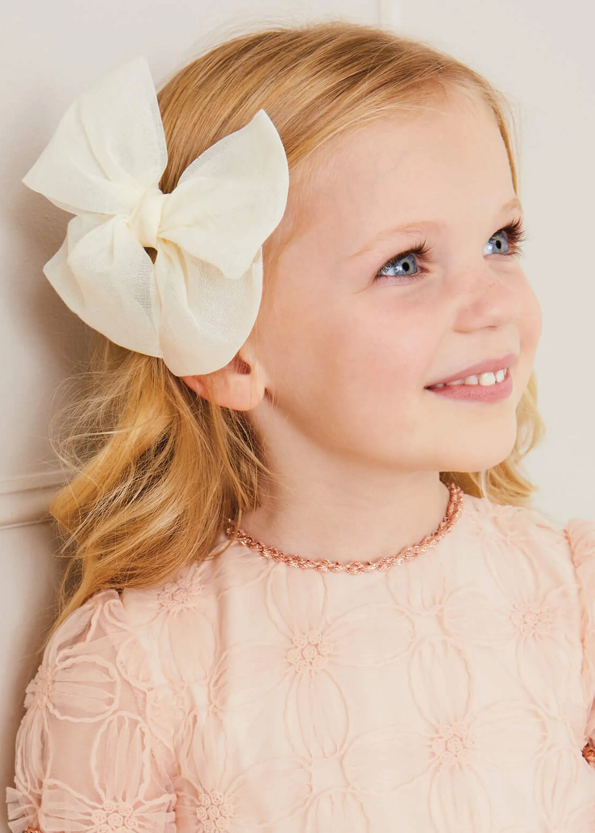 Tulle Long Bow Clip In Cream